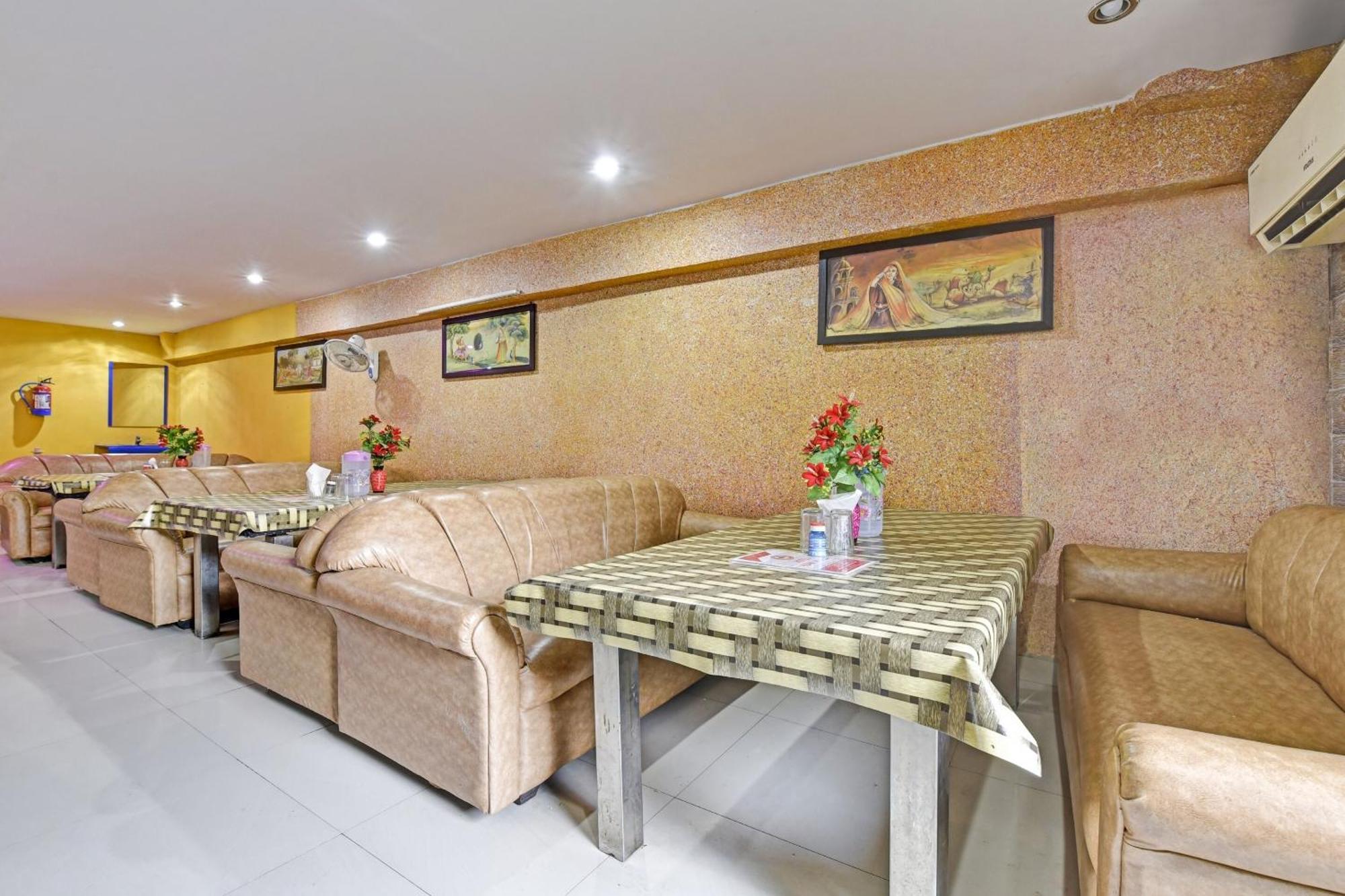 Collection O Royal Plaza Hotel Pushkar Exterior photo