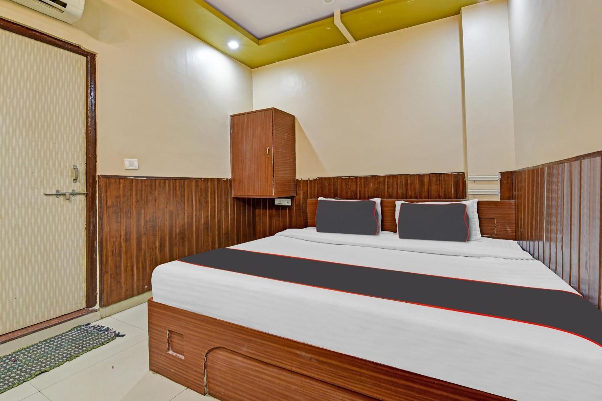 Collection O Royal Plaza Hotel Pushkar Exterior photo