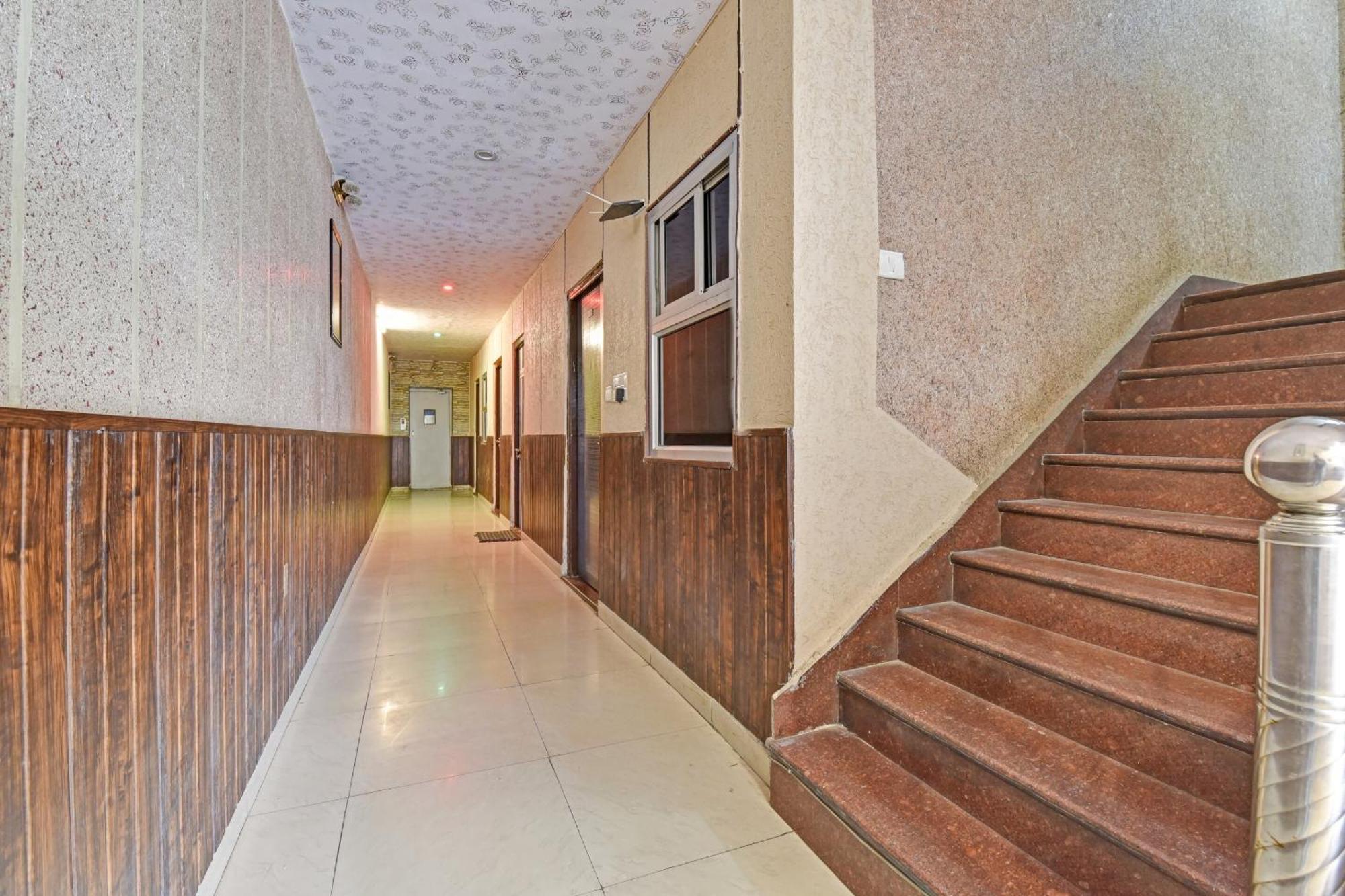 Collection O Royal Plaza Hotel Pushkar Exterior photo